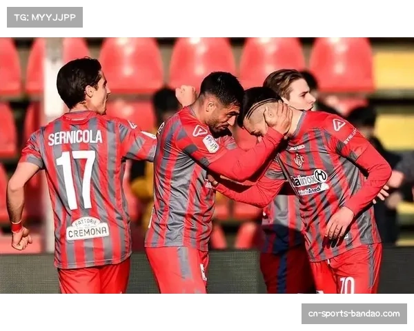 皮纳蒙蒂24场5球,萨索洛前锋在保级战中承担进球重任 皮纳蒙蒂24场5球,萨索洛前锋在保级战中承担进球重任